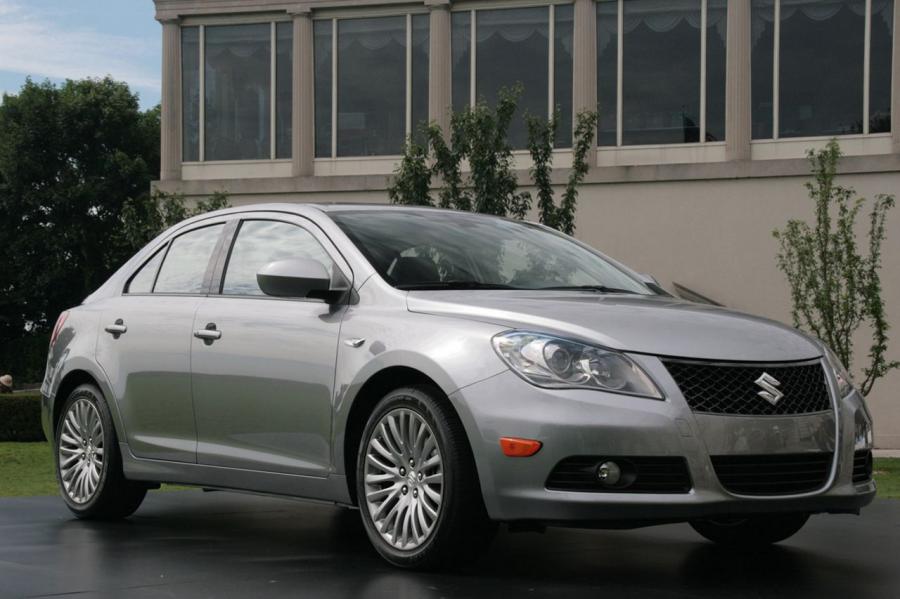  Suzuki Kizashi 2010 года  (фото 93 из 136)